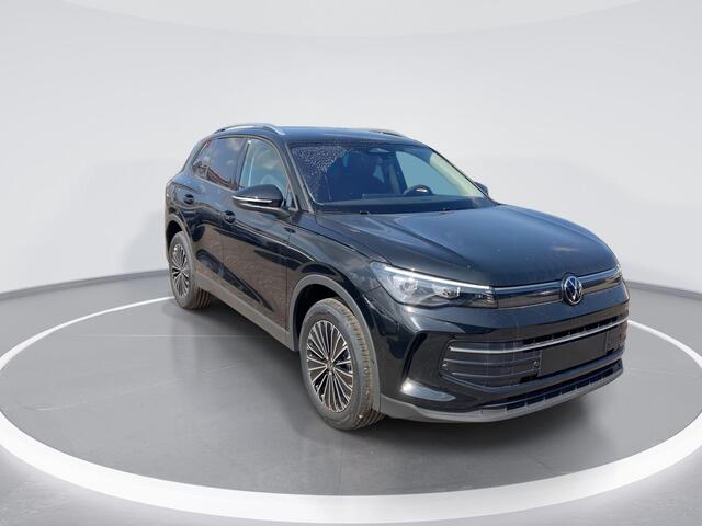 Volkswagen TIGUAN 1.5 eTSI 204 pk DSG Life Edition · Navigatie · Camera + Parkeersensoren · Zwenkbare Trekhaak ·