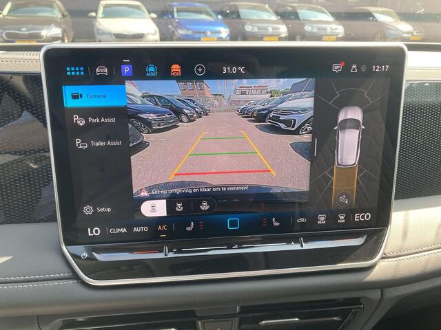 Volkswagen TIGUAN 1.5 eTSI 204 pk DSG Life Edition · Navigatie · Camera + Parkeersensoren · Zwenkbare Trekhaak ·