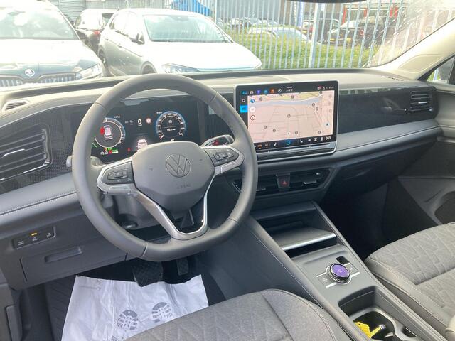 Volkswagen TIGUAN 1.5eHybrid 204pk DSG Navigatie · Trekhaak · Stoel-&stuurverwarming · Camera ·