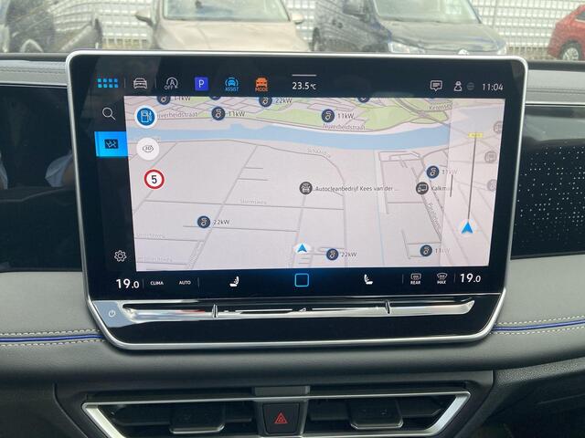 Volkswagen TIGUAN 1.5 eTSI 150pk DSG R-line · Navigatie · Camera · Panoramadak · Apple Car Play · Dodehoeksensor · Garantie t/m 22-04-2029 of 100.000km