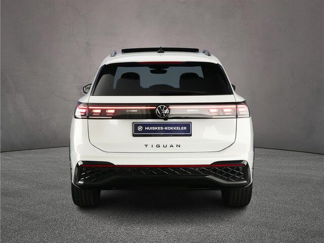 Volkswagen TIGUAN R-Line Business 1.5 TSI eHybrid 272pk DSG Automaat Black Style, Trekhaak, Panoramadak, Lederen bekleding, Adaptive cruise control, LED matrix koplampen, 360 camera, Navigatie