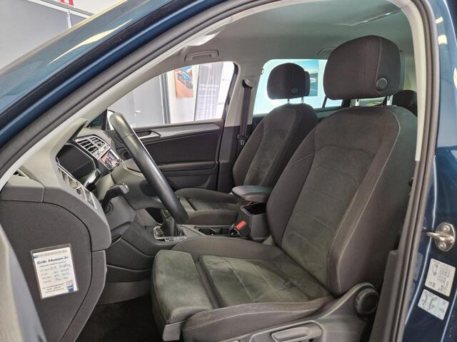 Volkswagen TIGUAN 1.5 TSI Life Business | TREKHAAK | CAMERA | STOELVERWARMING |