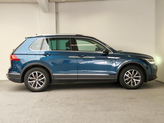Volkswagen TIGUAN 1.5 TSI Life Business | TREKHAAK | CAMERA | STOELVERWARMING |