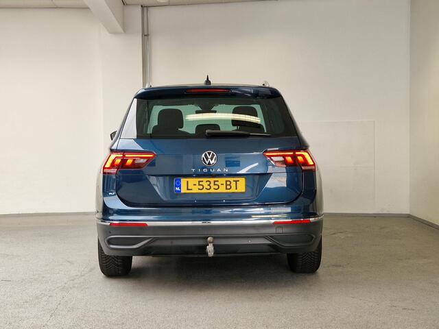 Volkswagen TIGUAN 1.5 TSI Life Business | TREKHAAK | CAMERA | STOELVERWARMING |