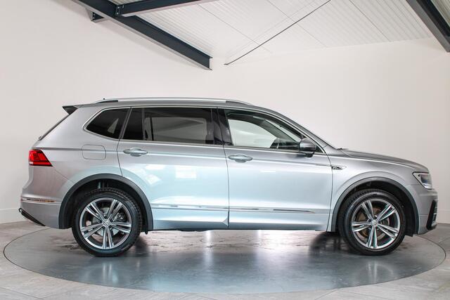 Volkswagen TIGUAN Allspace 1.5 TSI R-line, 7-Persoons, Trekhaak, Navigatie, Apple Carplay/Android Auto