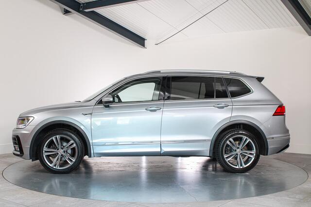 Volkswagen TIGUAN Allspace 1.5 TSI R-line, 7-Persoons, Trekhaak, Navigatie, Apple Carplay/Android Auto