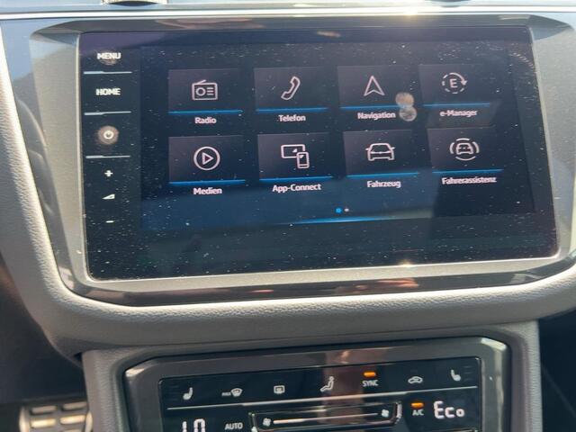 Volkswagen TIGUAN 1.4 TSI eHybrid R-Line ACC Trekhaak LED Head-Up Panoramadak 20 Inch
