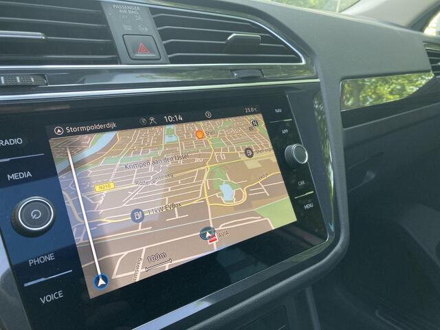 Volkswagen TIGUAN 1.4TSIeHybrid 180kW/245PK Elegance DSG · Panoramadak · Camera + Parkeersensoren · Navigatie