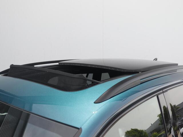 Volkswagen TIGUAN 1.5 eHybrid R-Line Edition | Trekhaak | Black style | Panoramadak | 360° Camera | Stoel & stuurverwarming | 20'' LM |