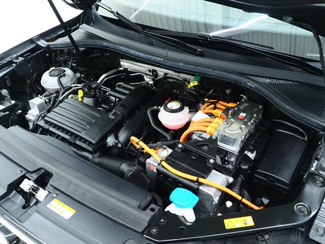 Volkswagen TIGUAN 1.4 TSI eHybrid Elegance Exclusive | Panoramadak | Leder | 360 | Adaptive Cruise | Keyless | Virtual | Carplay