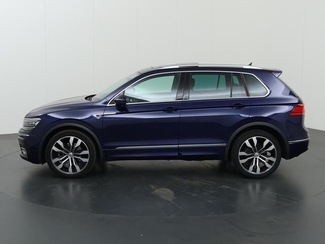 Volkswagen TIGUAN 2.0 TSI 4Motion High R-Line | 1e eigenaar | Trekhaak Elektr. | Panoramadak | Full LED | Navigatie | Parkeercamera | Stoelverwarming | Cruise Control | Comfortstoelen |