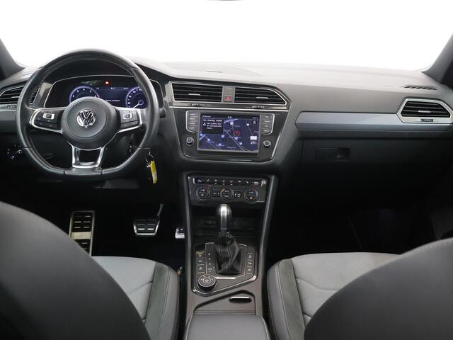 Volkswagen TIGUAN 2.0 TSI 4Motion High R-Line | 1e eigenaar | Trekhaak Elektr. | Panoramadak | Full LED | Navigatie | Parkeercamera | Stoelverwarming | Cruise Control | Comfortstoelen |