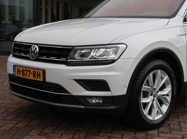 Volkswagen TIGUAN 1.5 TSI ACT Highline | panorama | trekhaak | leder | memory | camera | park-assist |