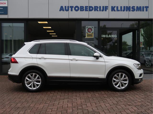 Volkswagen TIGUAN 1.5 TSI ACT Highline | panorama | trekhaak | leder | memory | camera | park-assist |