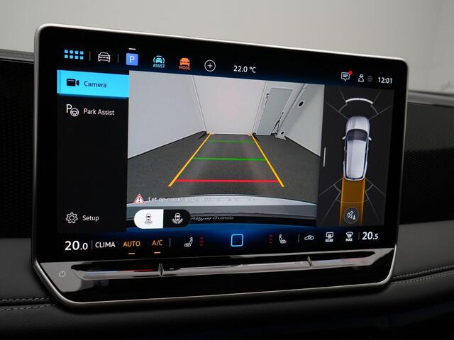 Volkswagen TIGUAN 1.5 204 pk DSG eHybrid Life Edition | Leder/stof | Achteruitrijcamera | Stuur-/stoelverwarming | Adaptive Cruise