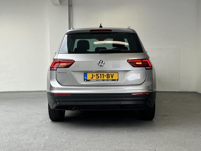 Volkswagen TIGUAN 1.5 TSI Comfortline Business | 1e-EIG. | LED | CARPLAY | STOELVERWARMING |