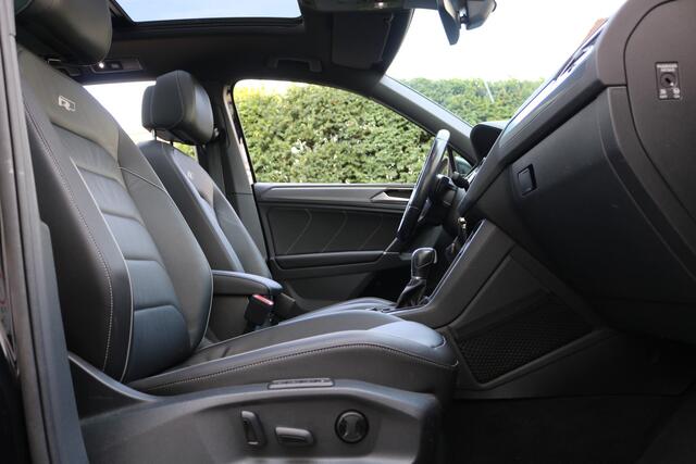 Volkswagen TIGUAN 2.0 TSI 4Motion DSG R-Line (Panoramadak Sportleder/Memory Carplay HeadUp VirtualCockpit 20InchLMV )