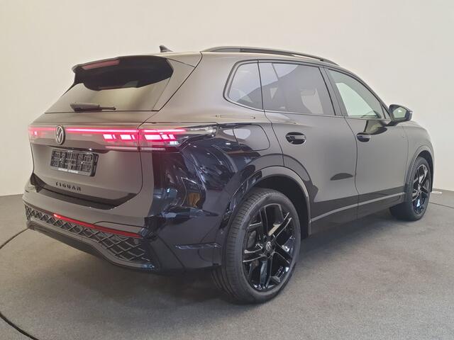 Volkswagen TIGUAN 1.5 eTSI 150pk DSG/AUT R-Line Wegklapbare trekhaak, Panoramadak, ACC