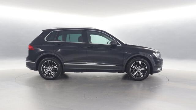 Volkswagen TIGUAN 2.0 TDI 150pk Highline DSG / Panoramadak / Stoelverwarming / Elek. Achterklep