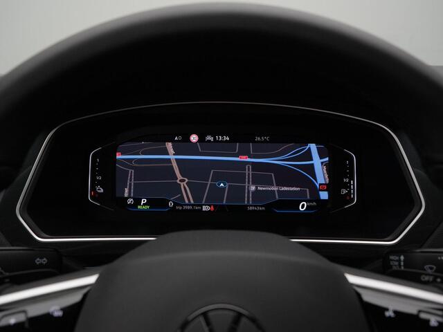 Volkswagen TIGUAN 1.4 TSI 245 pk DSG eHybrid R-Line Business+ | Trekhaak | IQ Light | Stuur-/stoelverwarming | Navigatie | Stoelverwarming | Achteruitrijcamera