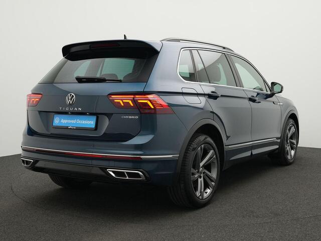 Volkswagen TIGUAN 1.4 TSI 245 pk DSG eHybrid R-Line Business+ | Trekhaak | IQ Light | Stuur-/stoelverwarming | Navigatie | Stoelverwarming | Achteruitrijcamera