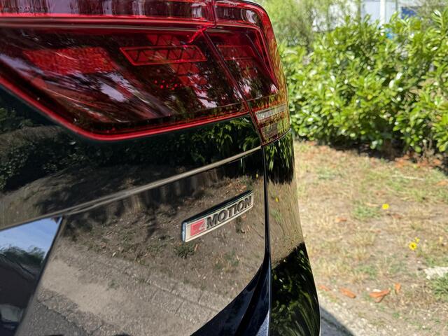 Volkswagen TIGUAN 2.0 TSI 4Motion 220PK DSG R-LineoPanooTrekhaak