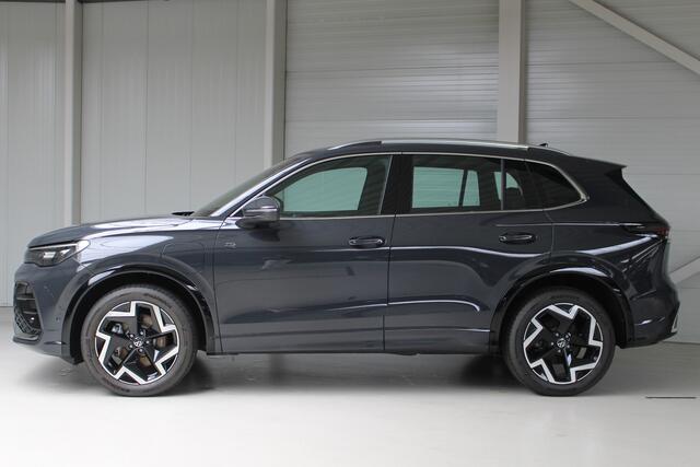 Volkswagen TIGUAN 1.5 eHybrid R-Line Edition Navigatie | 360 Camera | Trekhaak | HUD | Keyless Entry