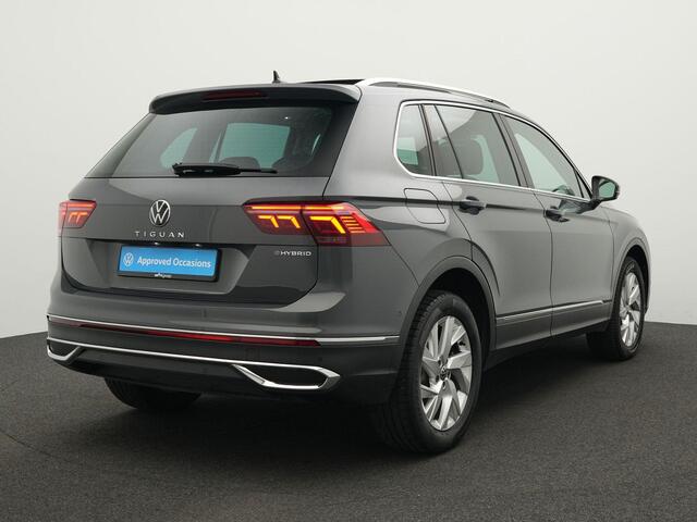 Volkswagen TIGUAN 1.4 TSI 245 pk DSG eHybrid Elegance | Panoramadak | Achteruitrijcamera | Navigatie | Alcantara | Keyless Entry