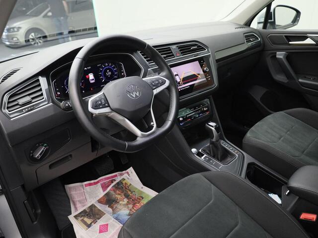 Volkswagen TIGUAN 1.4TSIeHybrid 180kW/245PK Elegance DSG · Panoramadak · Camera + Parkeersensoren · Navigatie