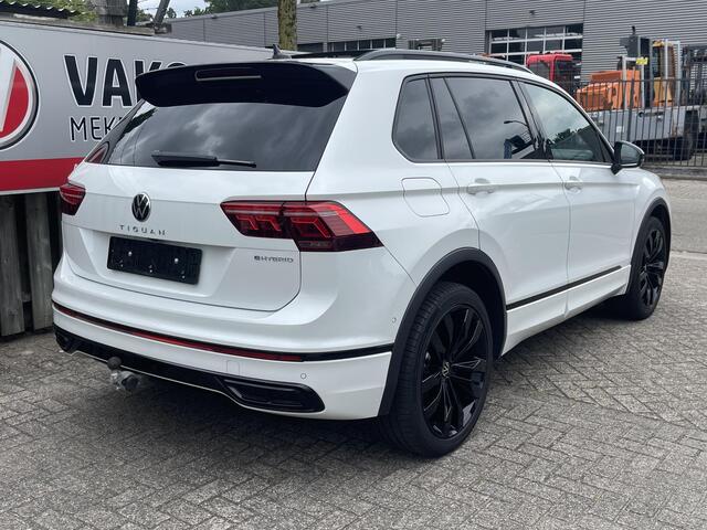 Volkswagen TIGUAN 1.4 TSI eHybrid R-Line Business+ 20"/Panoramadak/Trekhaak/Leder + memory/360 camera/Elektrische klep/Dodehoek/Stuur + stoelverwarming v+a/Head-up