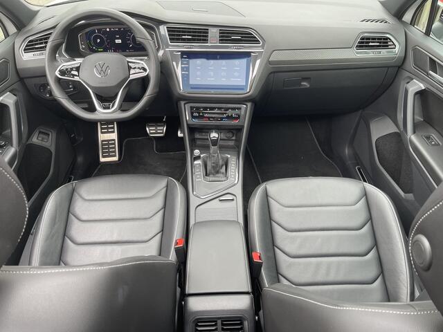 Volkswagen TIGUAN 1.4 TSI eHybrid R-Line Business+ 20"/Panoramadak/Trekhaak/Leder + memory/360 camera/Elektrische klep/Dodehoek/Stuur + stoelverwarming v+a/Head-up