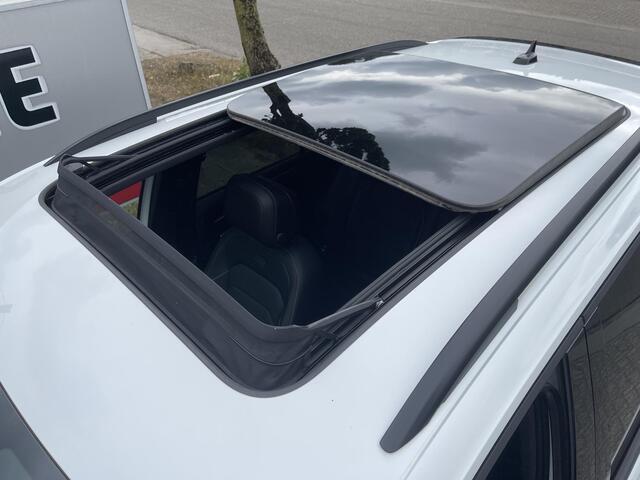 Volkswagen TIGUAN 1.4 TSI eHybrid R-Line Business+ 20"/Panoramadak/Trekhaak/Leder + memory/360 camera/Elektrische klep/Dodehoek/Stuur + stoelverwarming v+a/Head-up