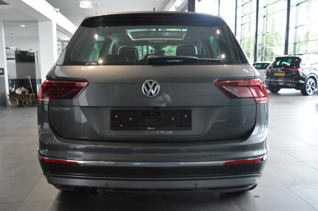 Volkswagen TIGUAN 1.4 TSI ACT Highline navi pano leer camera trekhaak 150 pk !!