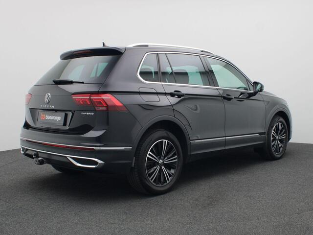 Volkswagen TIGUAN 1.4 TSI eHybrid Elegance 245PK DSG Adaptieve Cruise Controle, Side Assist, Achteruitrijcamera, Stoel-stuurverwarming, Keyless, Ergo Active Stoelen, Trekhaak, 18" LM Velgen