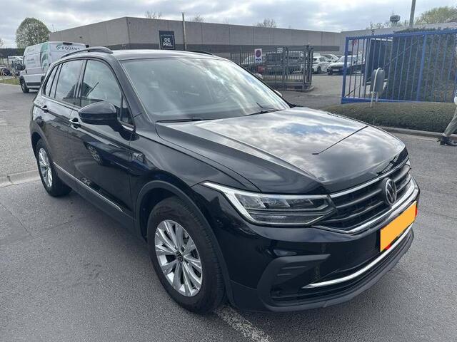 Volkswagen TIGUAN 1.5 TSI LIFE AUTOMAAT Virtual Cockpit | Adaptive Cruise | Carplay/Android