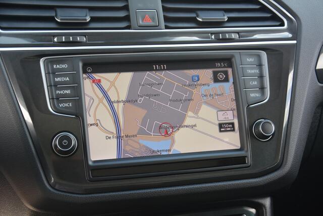 Volkswagen TIGUAN 1.4 TSI ACT Highline | Navigatie | Virtual-cockpit | Full LED | Panoramadak | NL auto!! |