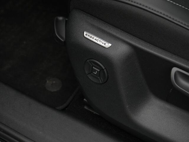 Volkswagen TIGUAN 1.5 eTSI 150 pk DSG Elegance | Trekhaak | Rondomzicht camera | IQ Light | Leder/alcantara | Stuur-/stoelverwarming | Massage