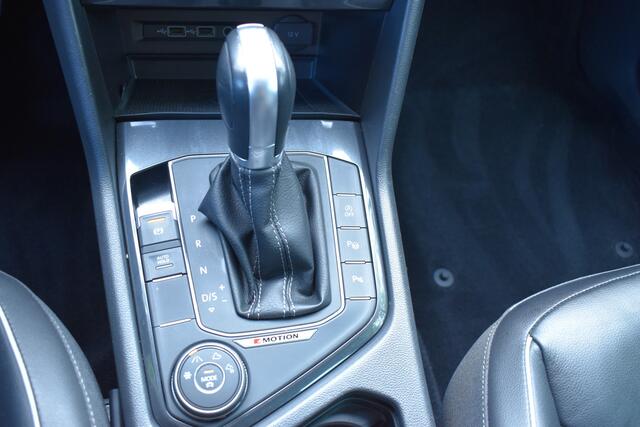 Volkswagen TIGUAN 2.0 TSI 4Motion Highline 221PK AUT, LEER, ADAPT. TREKH.