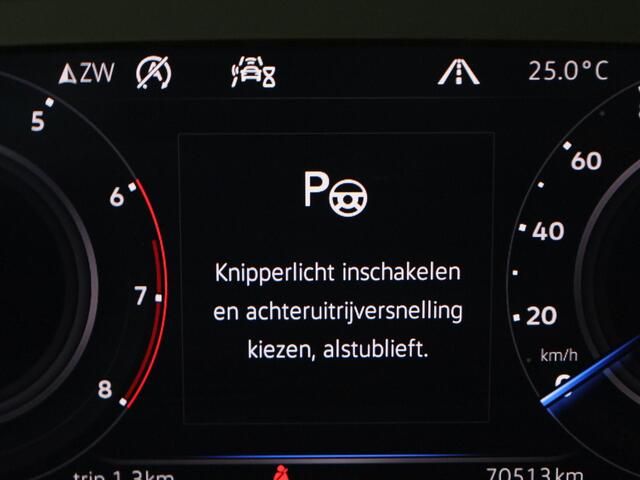 Volkswagen TIGUAN 1.5TSI/150PK ACT Highline Business R Line DSG · Panoramadak · Trekhaak · Camera + Parkeersensoren