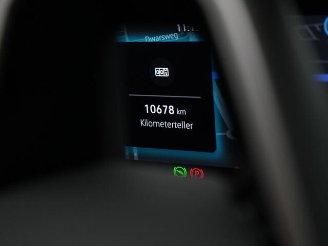 Volkswagen TIGUAN 1.5 eTSI 131 pk DSG Life Edition | Panoramdak | Trekhaak | Head-up display | Stuur-/stoelverwarming | Achteruitrijcamera