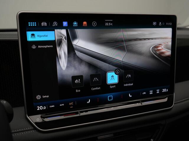 Volkswagen TIGUAN 1.5 eTSI 131 pk DSG Life Edition | Panoramdak | Trekhaak | Head-up display | Stuur-/stoelverwarming | Achteruitrijcamera