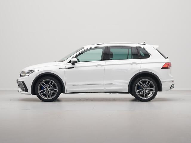 Volkswagen TIGUAN 1.5 TSI 150pk DSG R-Line Business+ Panorama Navigatie Wegkl. trekhaak Camera 13