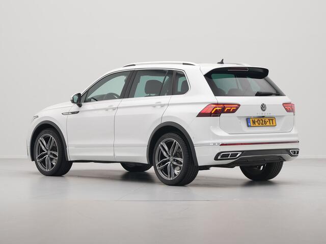 Volkswagen TIGUAN 1.5 TSI 150pk DSG R-Line Business+ Panorama Navigatie Wegkl. trekhaak Camera 13
