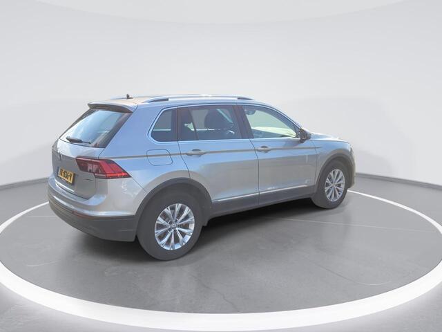 Volkswagen TIGUAN 1.4 TSI 150pk DSG 4Motion Comfortline Business · Panoramadak · Navigatie · Stoelverwarming · Elek. achterklep · Adaptive Cruise Control ·