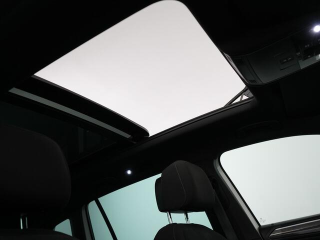 Volkswagen TIGUAN 1.4 TSI ACT Comfortline Business R-Line | 360 Camera | Matrix | HUD | Pano | Trekhaak |