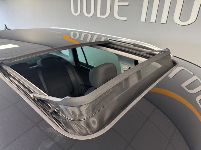 Volkswagen TIGUAN 1.4 TSI eHybrid Business+ Stoelverwarming/Panoramadak/ACC