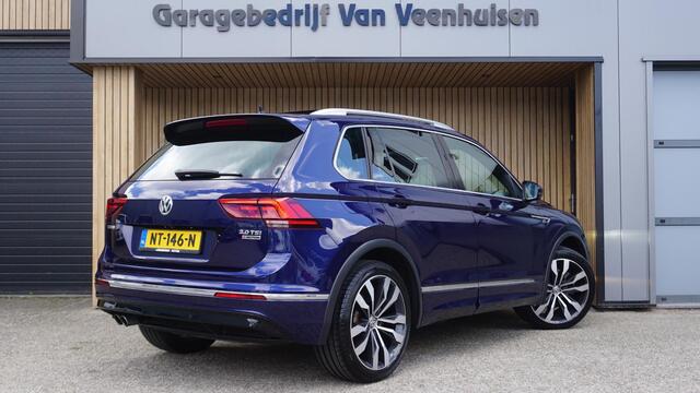Volkswagen TIGUAN 2.0 TSI 180pk DSG 4Motion 3x R-Line Pano.Dak Virtual Cockpit 20inch LM Suzuka 360-View Elek.Trekhaak *NL Auto* 63907km! 1e Eigenaar!