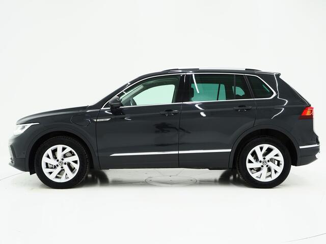 Volkswagen TIGUAN 1.4 TSI eHybrid Elegance Exclusive | Panoramadak | Trekhaak | Leder | 360 | Adaptive Cruise | Keyless | Carplay