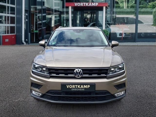 Volkswagen TIGUAN 1.4 TSI DSG COMFORTLINE TREKHAAK/CAMERA/ACC/CARPLAY/LED/STOELVERW/E-KLEP