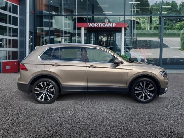 Volkswagen TIGUAN 1.4 TSI DSG COMFORTLINE TREKHAAK/CAMERA/ACC/CARPLAY/LED/STOELVERW/E-KLEP